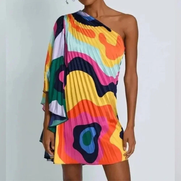 NWOT Hutch | Kai Swing Accordion Pleated One Shoulder Mini Dress - Size S - Picture 2 of 11